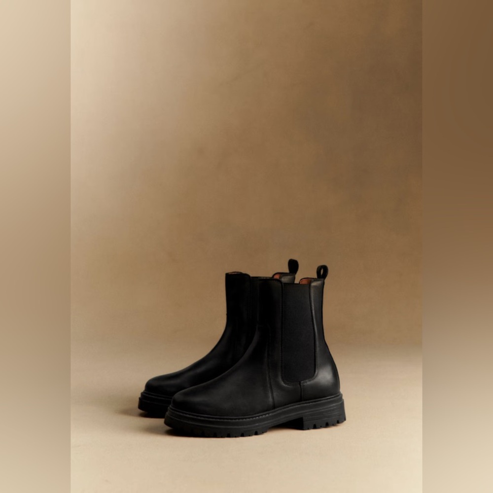 Sezane Lena Low Boot in Smooth Black